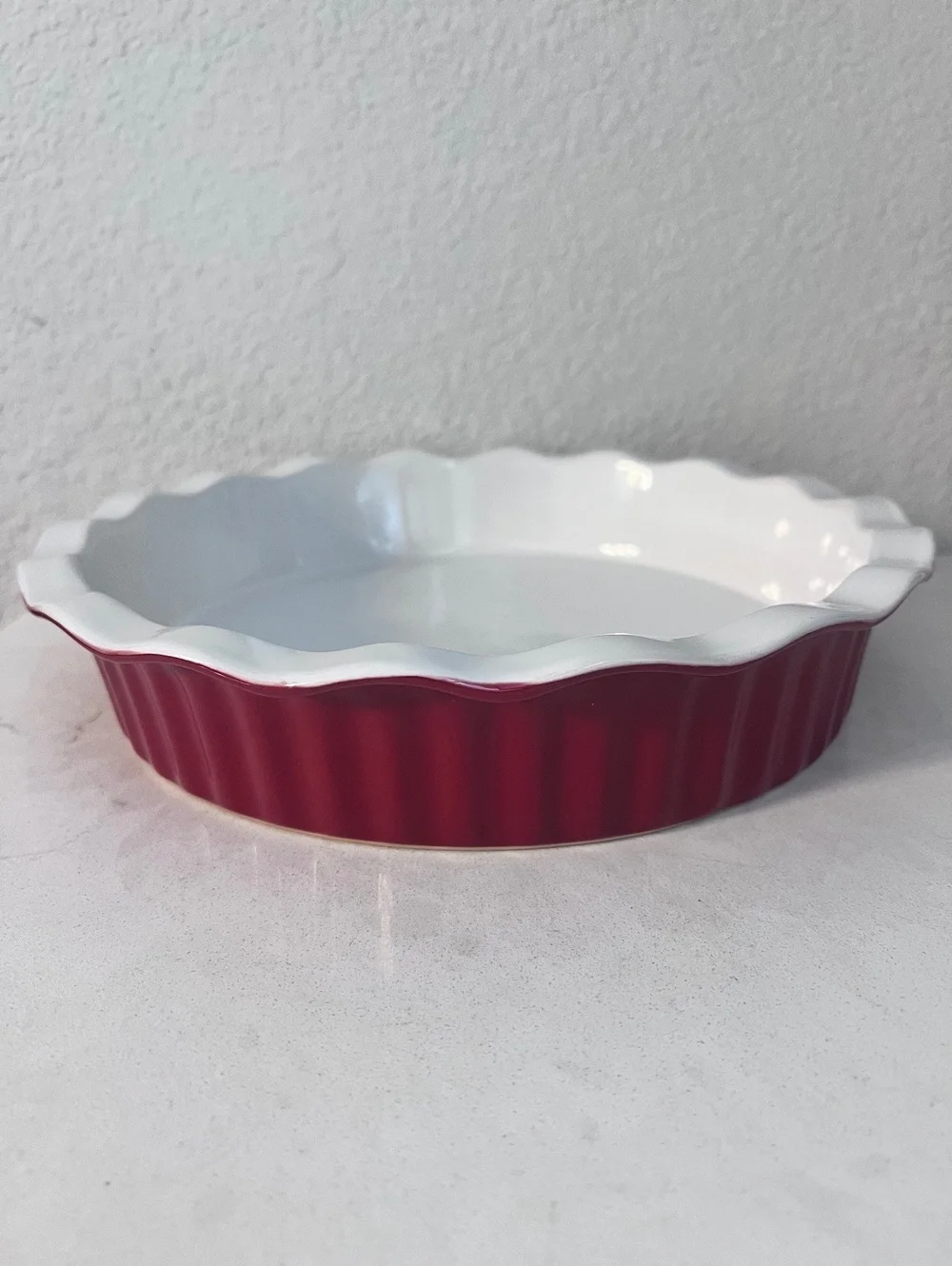 Bialetti Casa Italia 9” Red White Stoneware Deep Dish Pie Plate Fluted